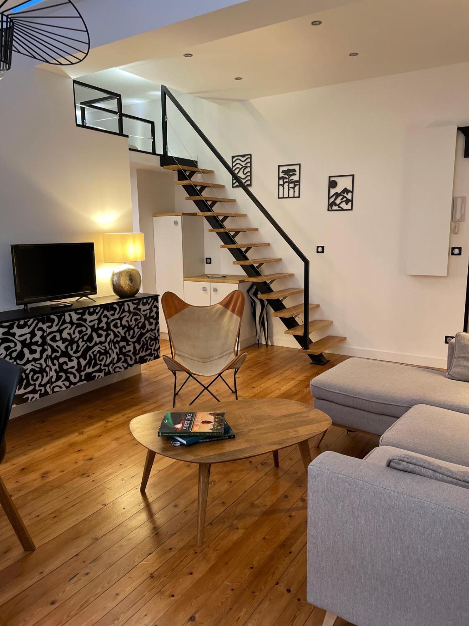 Cosy Fourbastard Apartment